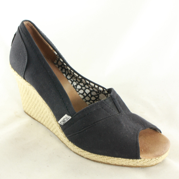 canvas peep toe sandals